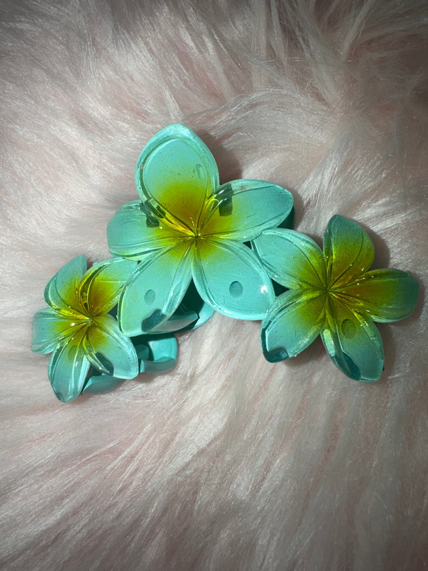 Grande pince à cheveux à 3 fleurs HAWAIEN