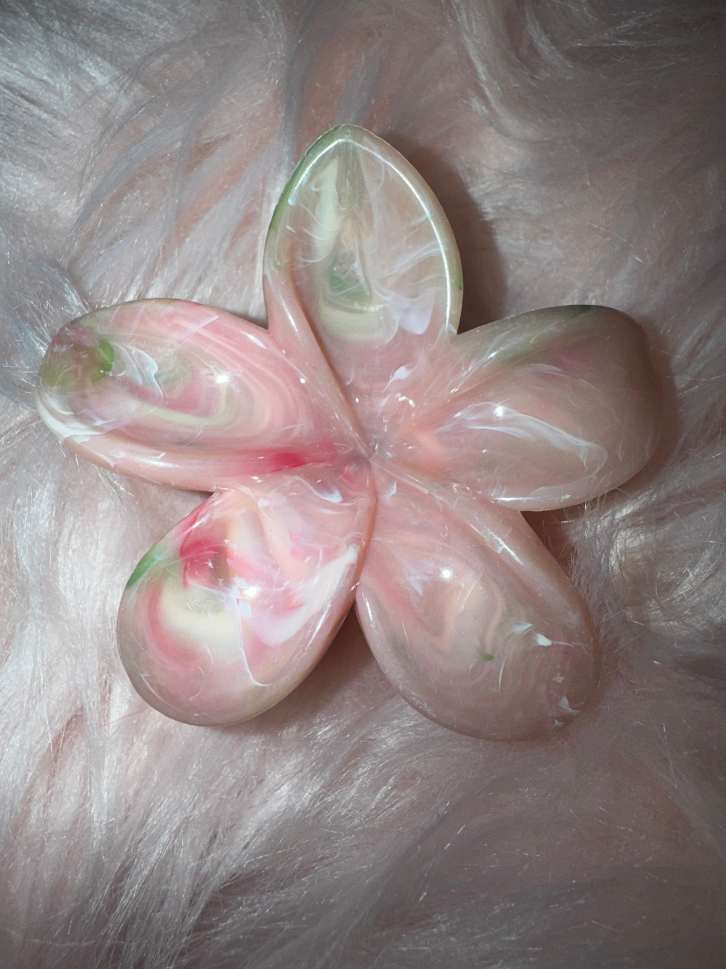 Grande pince 1 fleur plusieurs couleurs
