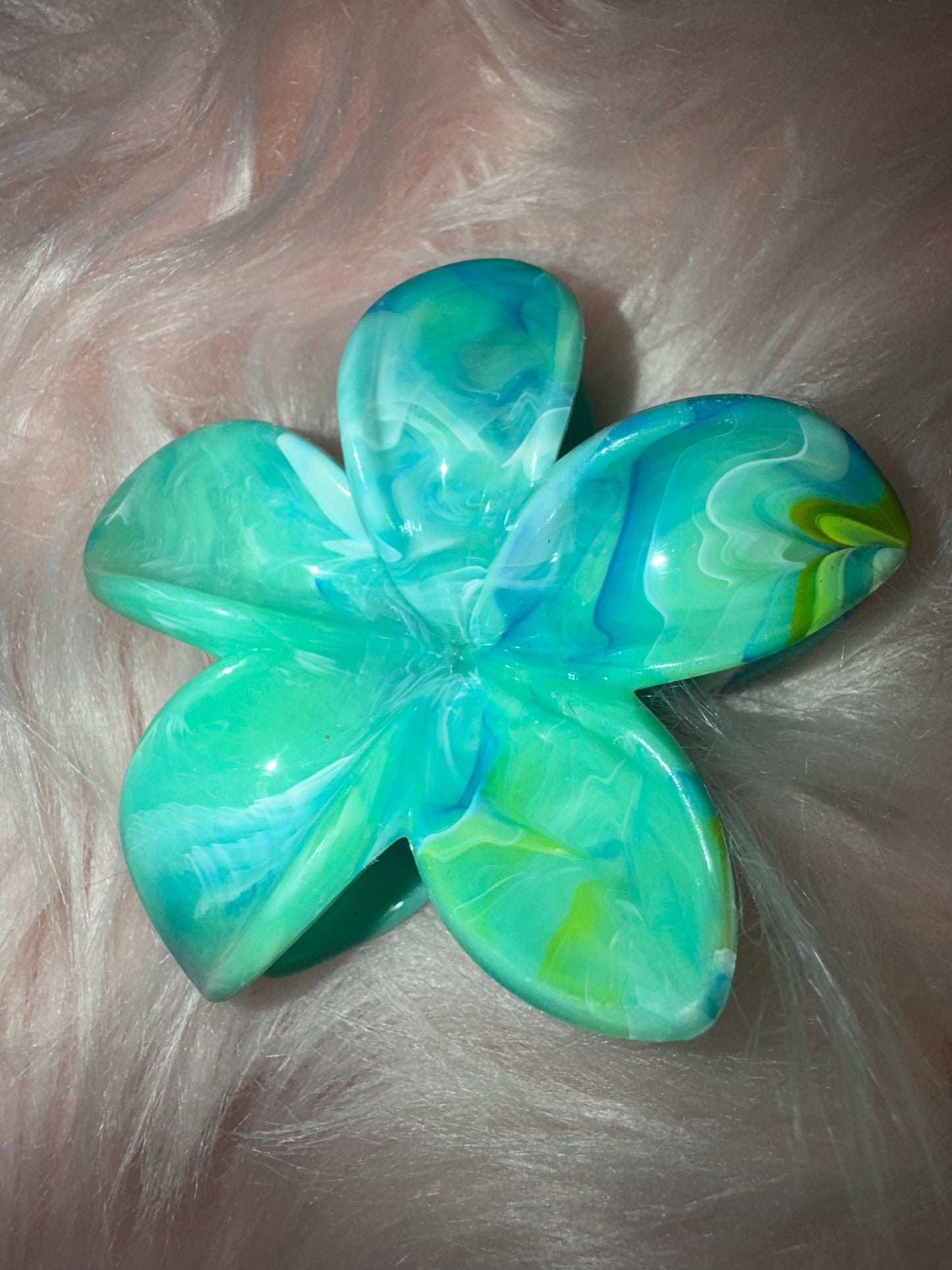 Grande pince 1 fleur plusieurs couleurs