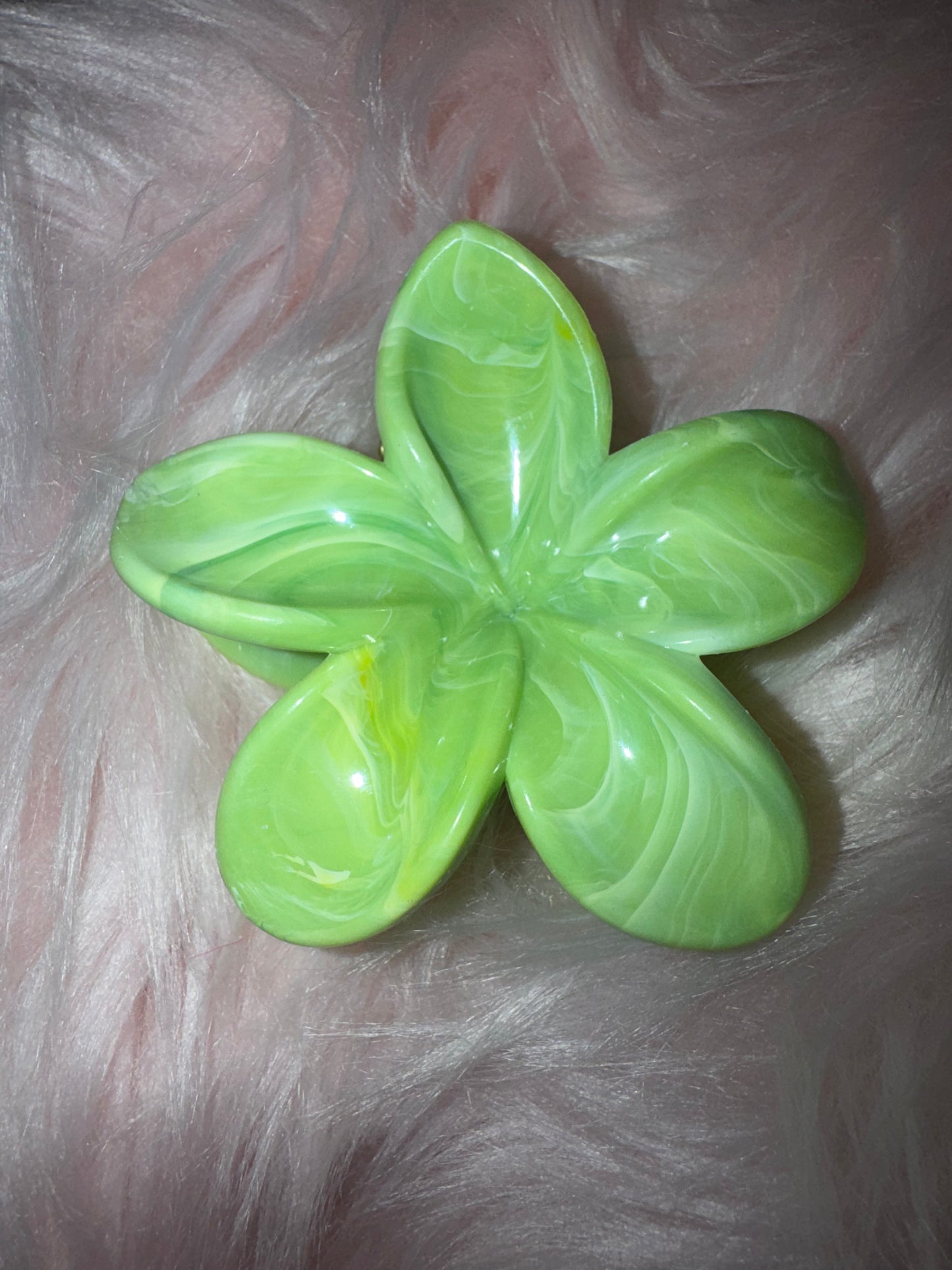 Grande pince 1 fleur plusieurs couleurs