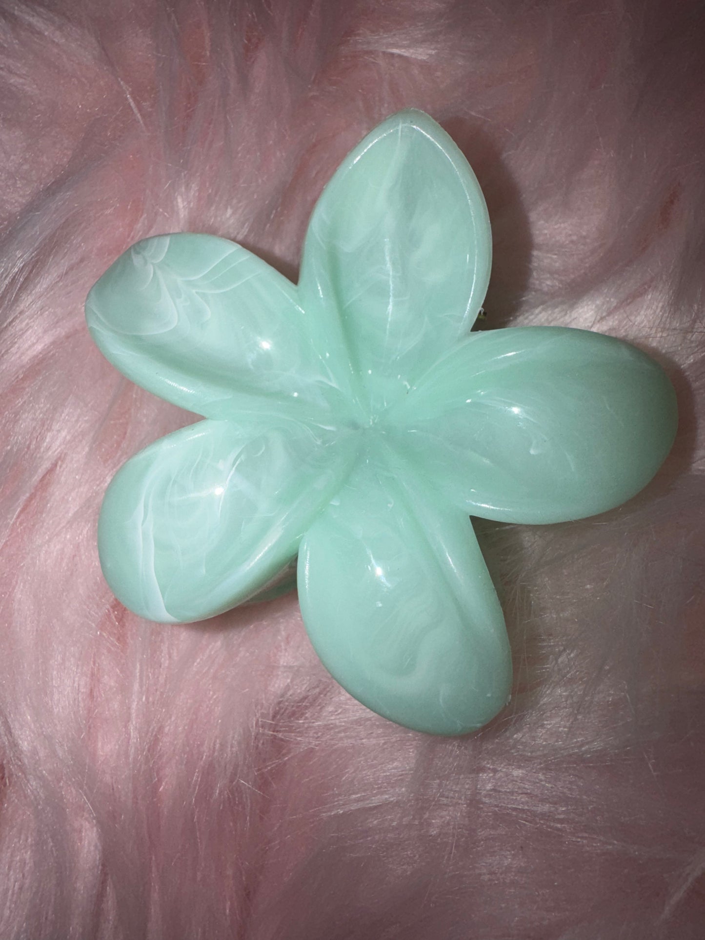 Grande pince 1 fleur plusieurs couleurs