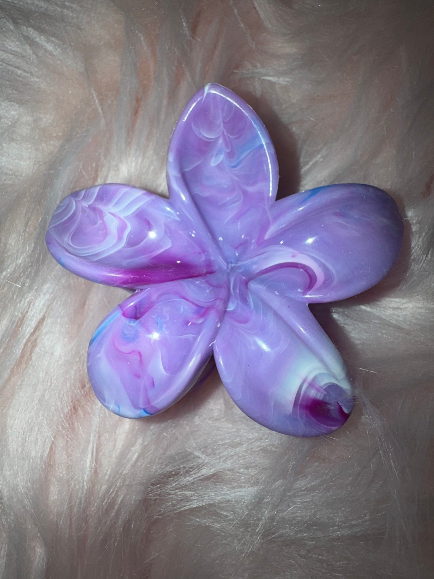 Grande pince 1 fleur plusieurs couleurs