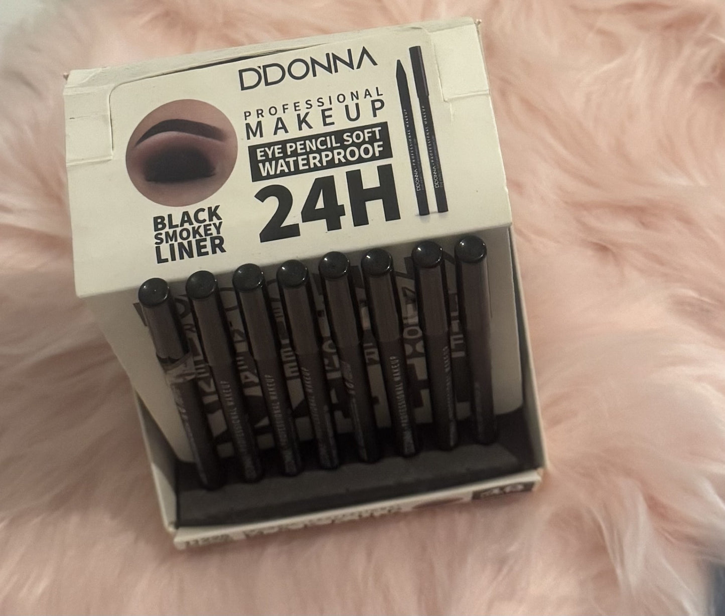 Liner Waterproof Noir – DDONNA